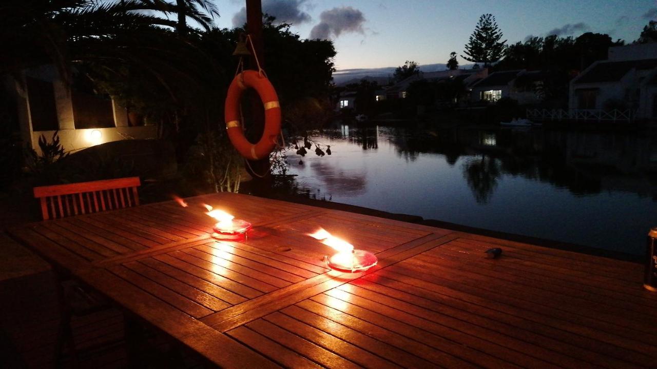 Admiralty Bed & Breakfast Muizenberg Esterno foto