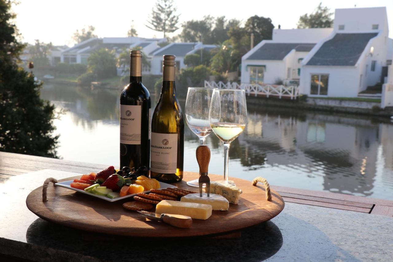 Admiralty Bed & Breakfast Muizenberg Esterno foto
