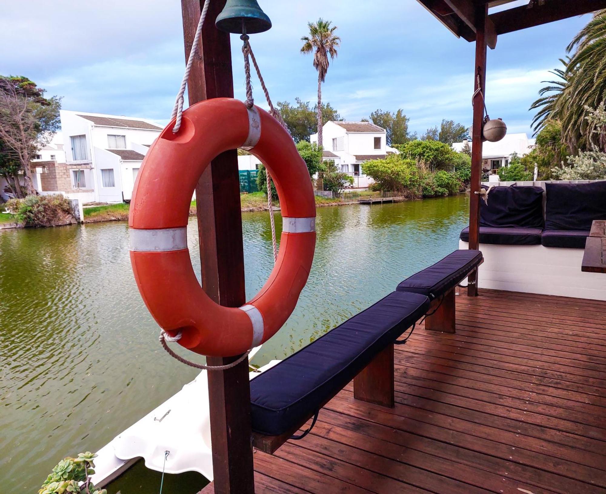 Admiralty Bed & Breakfast Muizenberg Esterno foto