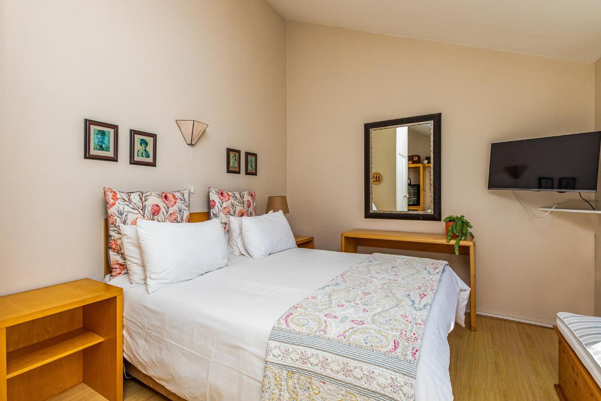 Admiralty Bed & Breakfast Muizenberg Esterno foto