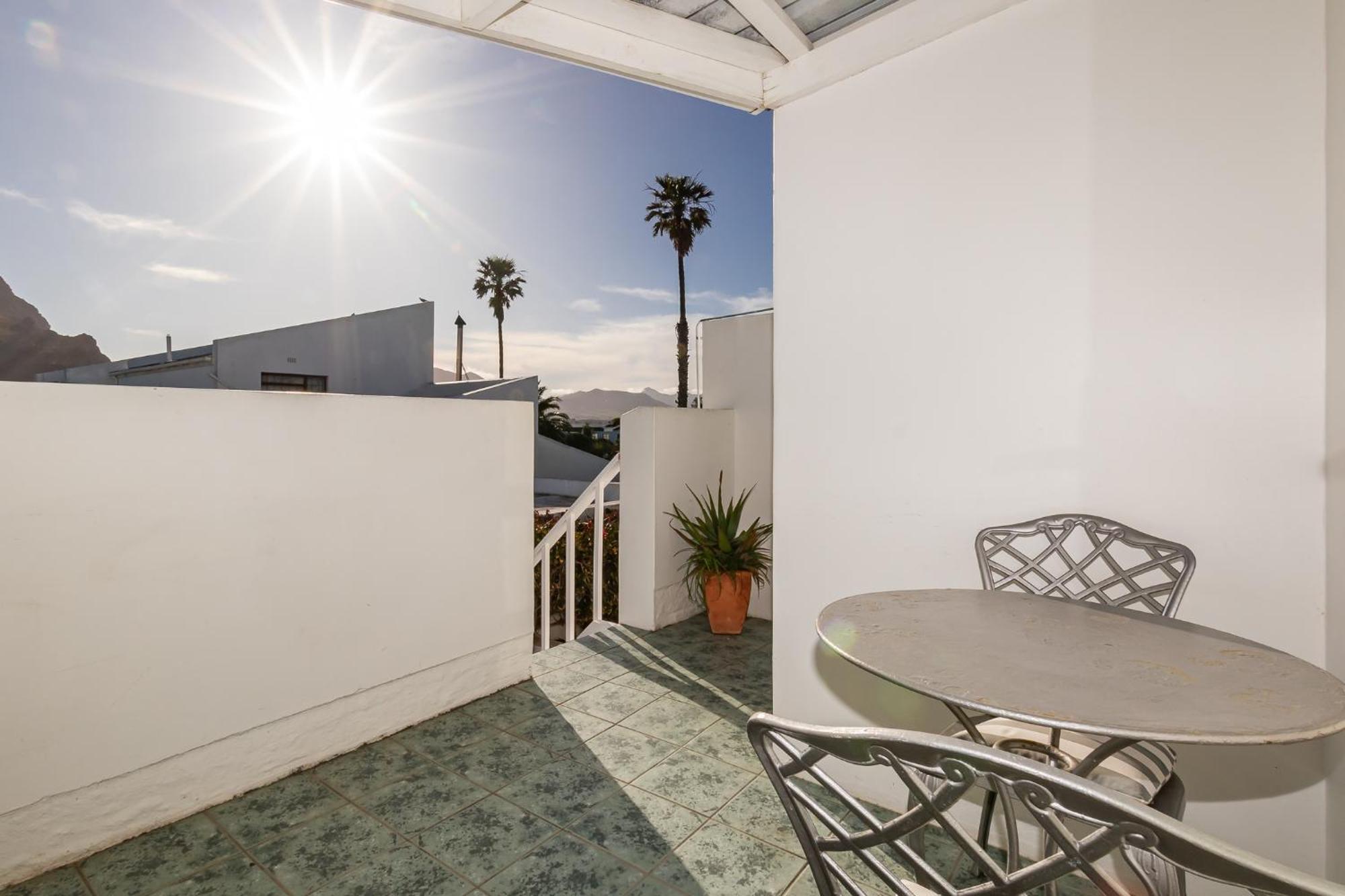 Admiralty Bed & Breakfast Muizenberg Esterno foto