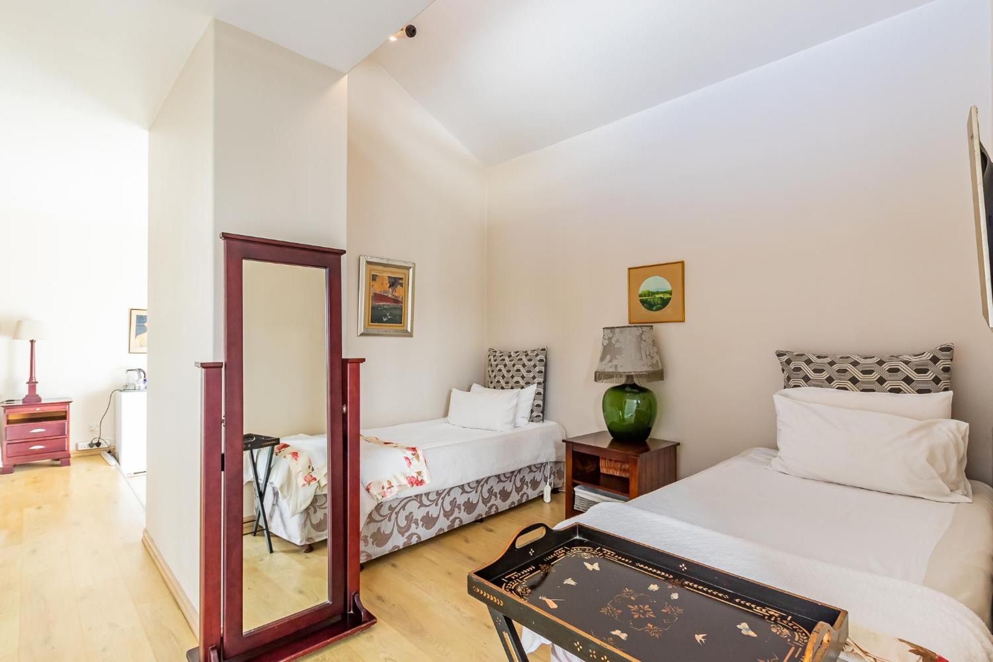 Admiralty Bed & Breakfast Muizenberg Esterno foto